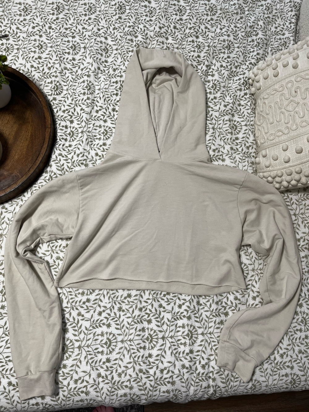 TALENTLESS Cream Pullover Hoodie
